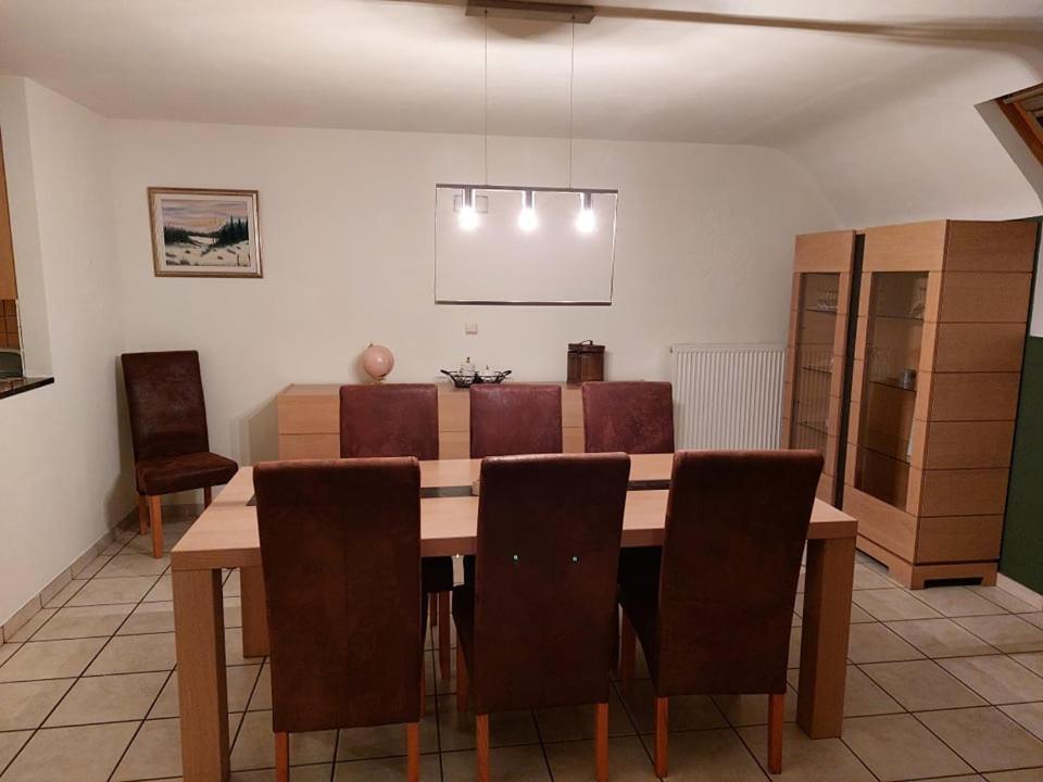 דירות הוטון Aux Trois Petits Cochons מראה חיצוני תמונה